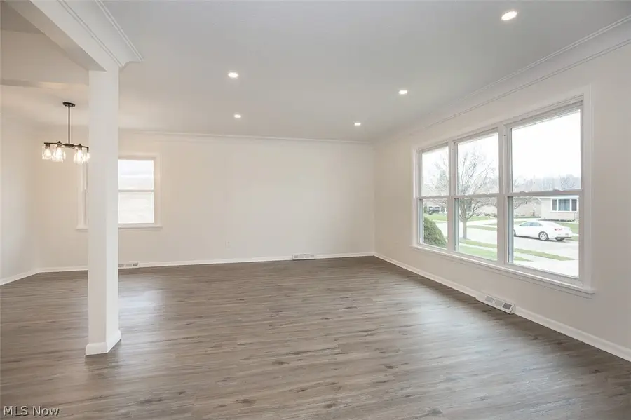 9613 Melody Lane, Brooklyn, OH 44144 - #3