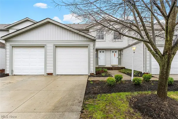 218 Regina Drive, Bedford, OH 44146