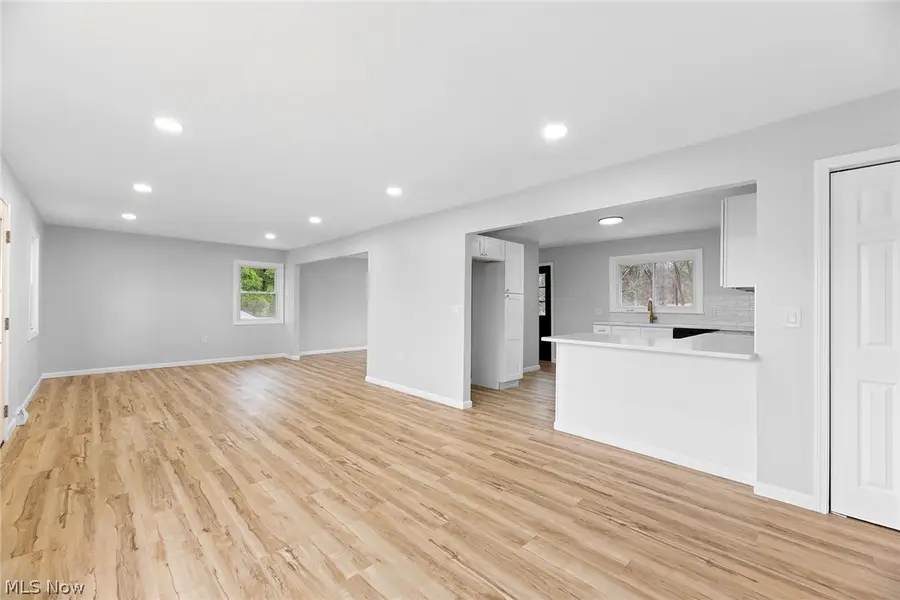 1497 W Sprague Road, Broadview Heights, OH 44147 - #3