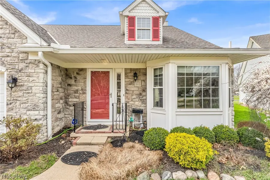 16090 Yarmouth Oval, Middleburg Heights, OH 44130 - #3