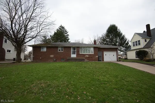 80 S Hazelwood Avenue, Youngstown, OH 44509