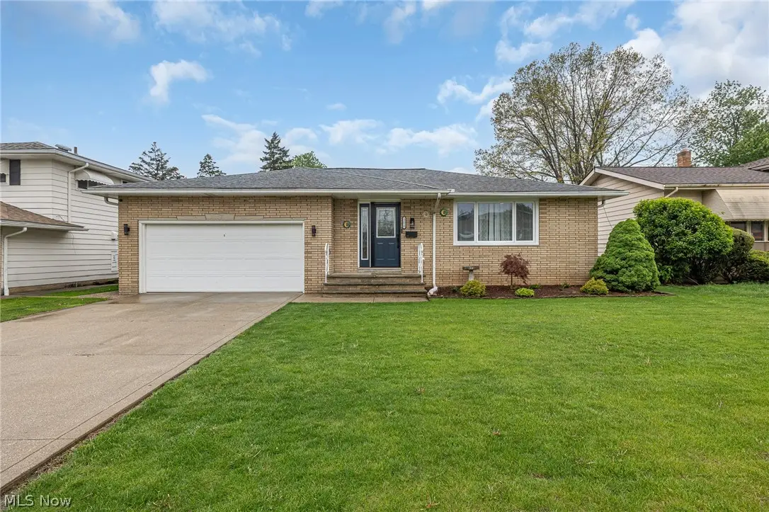 12017 Denver Drive, Parma Heights, OH 44130 - #1