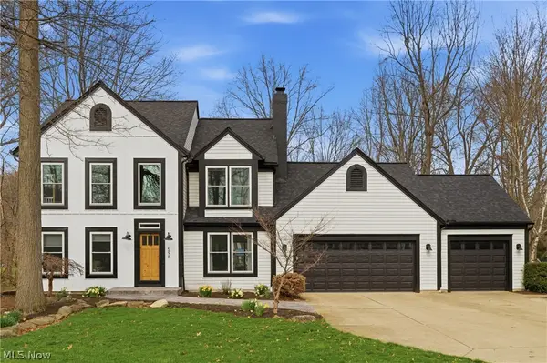 598 Chancellor Circle, Avon Lake, OH 44012