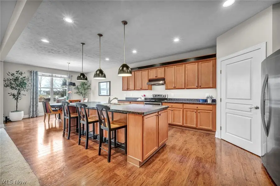 38475 Kingsbury Drive, North Ridgeville, OH 44039 - #3