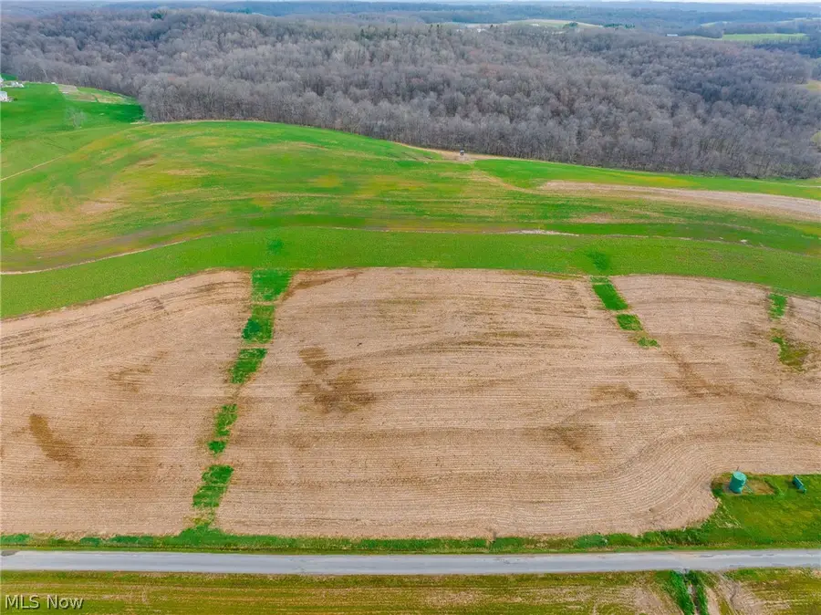 N American Nw Road, Dover, OH 44622 - #3