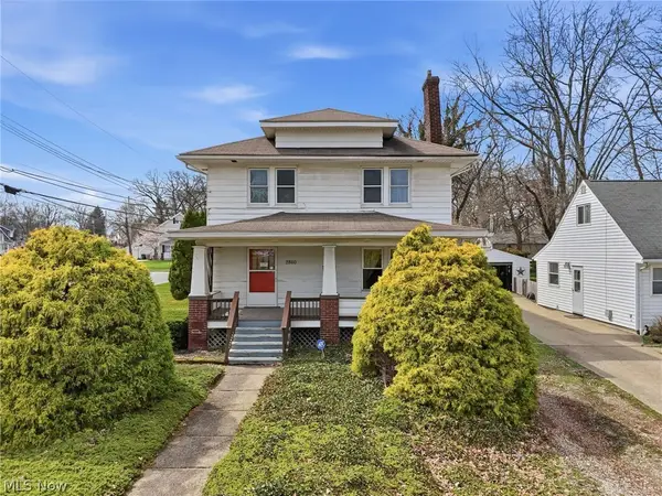 2860 Hudson Drive, Cuyahoga Falls, OH 44221