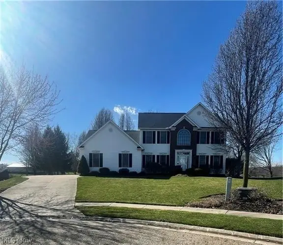 2495 Moredale Circle, Alliance, OH 44601