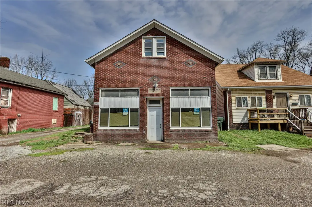 22862 Norman Avenue, Alliance, OH 44601 - #1