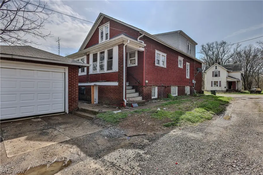 22862 Norman Avenue, Alliance, OH 44601 - #2