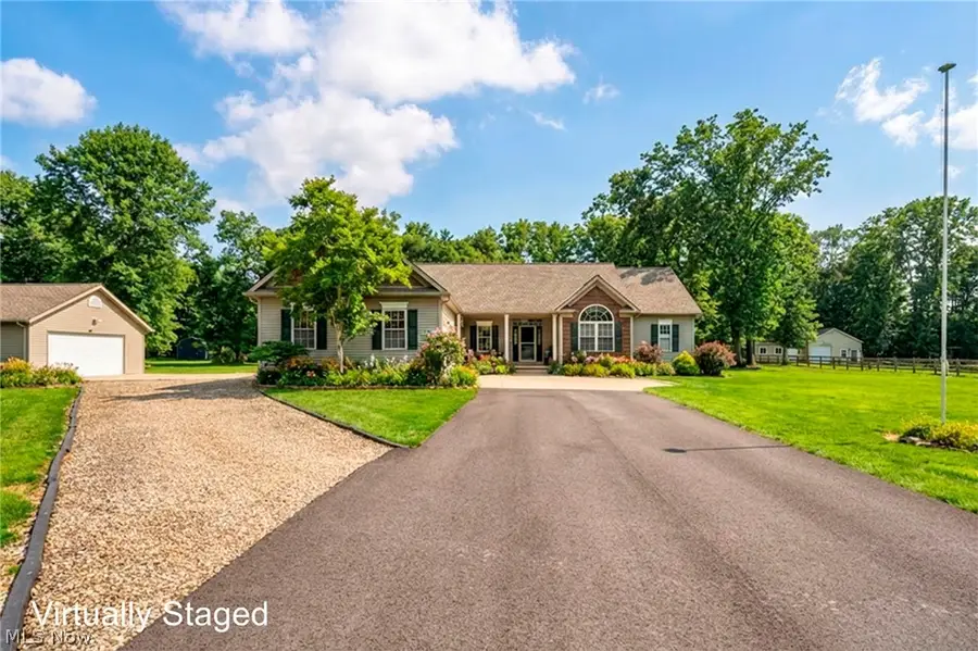 1175 Aurora Hill Drive, Aurora, OH 44202 - #2