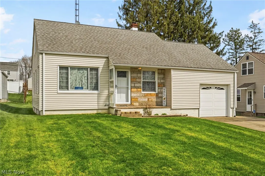 1321 Spangler Ne Road, Canton, OH 44714 - #1