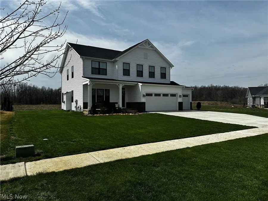 5358 Walnut Ridge Lane, Sheffield Lake, OH 44054 - #2