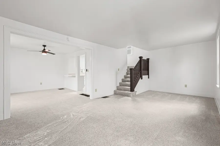 370 Cypress Avenue, Akron, OH 44301 - #3