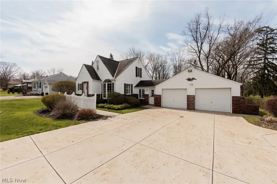 10136 Ridge Road, North Royalton, OH 44133 - #3