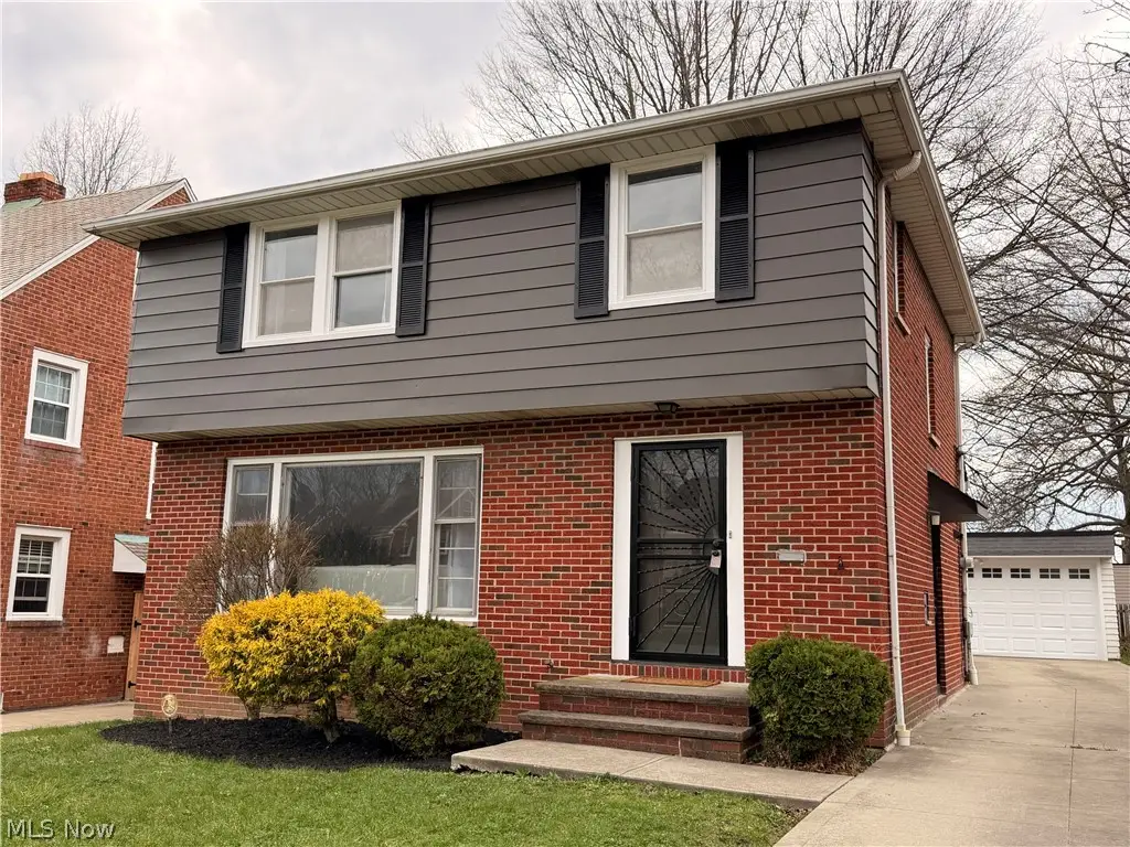 3921 Faversham Road, University Heights, OH 44118 - #1