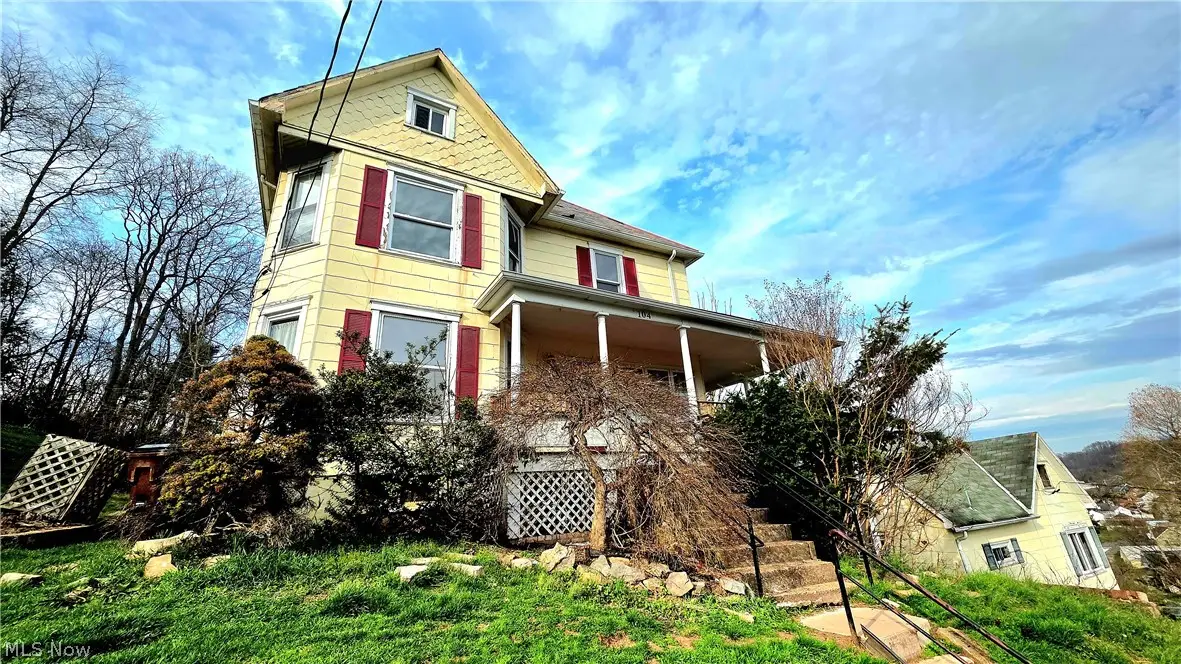 104 W Spring Street, Marietta, OH 45750 - #1