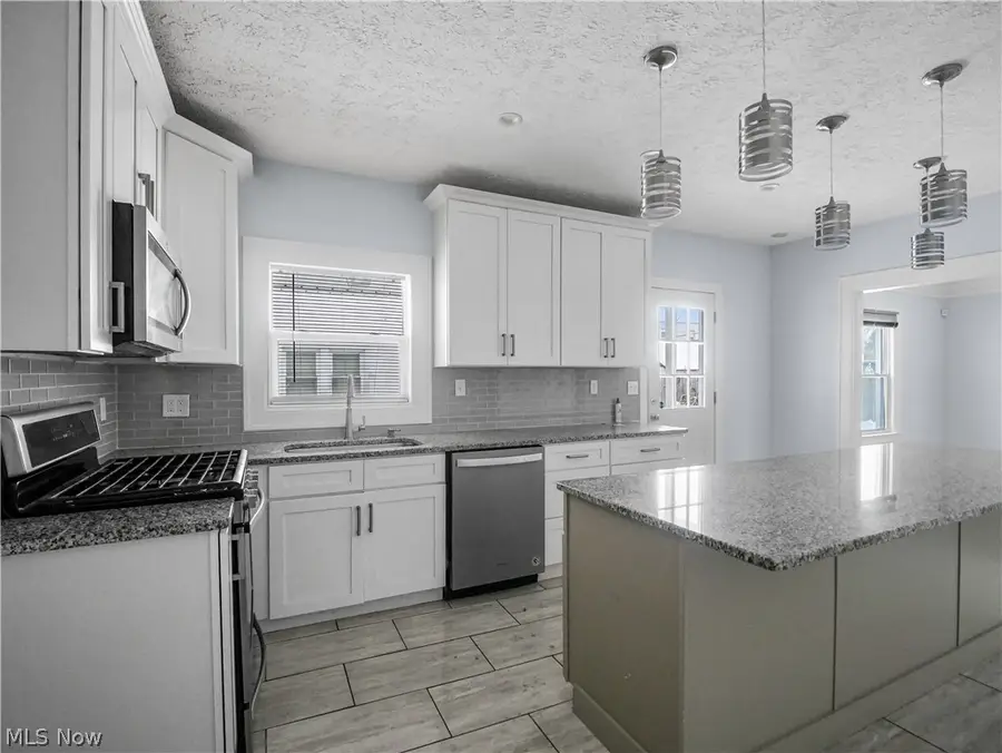 28 Jennette Drive, Youngstown, OH 44512 - #2