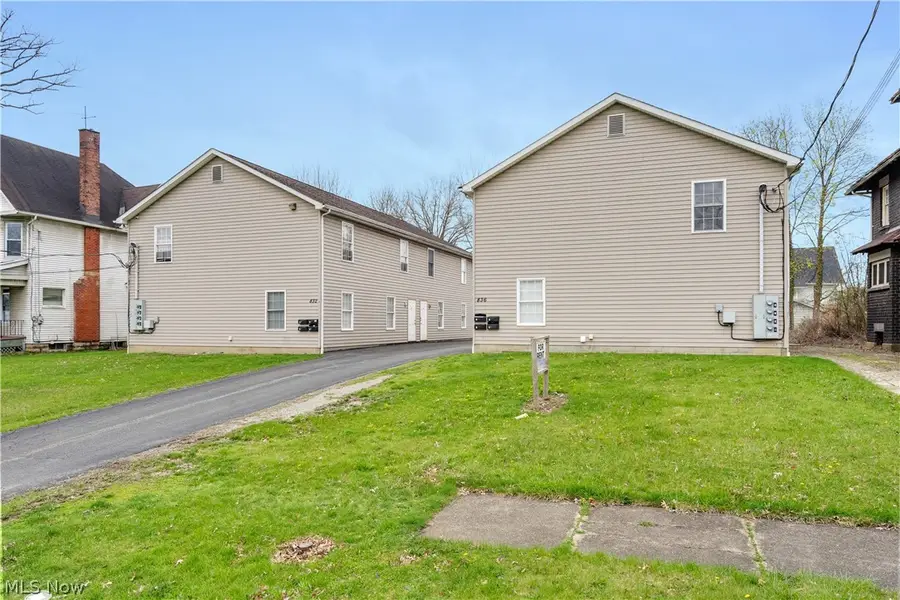 836 Michigan Avenue, Youngstown, OH 44504 - #3