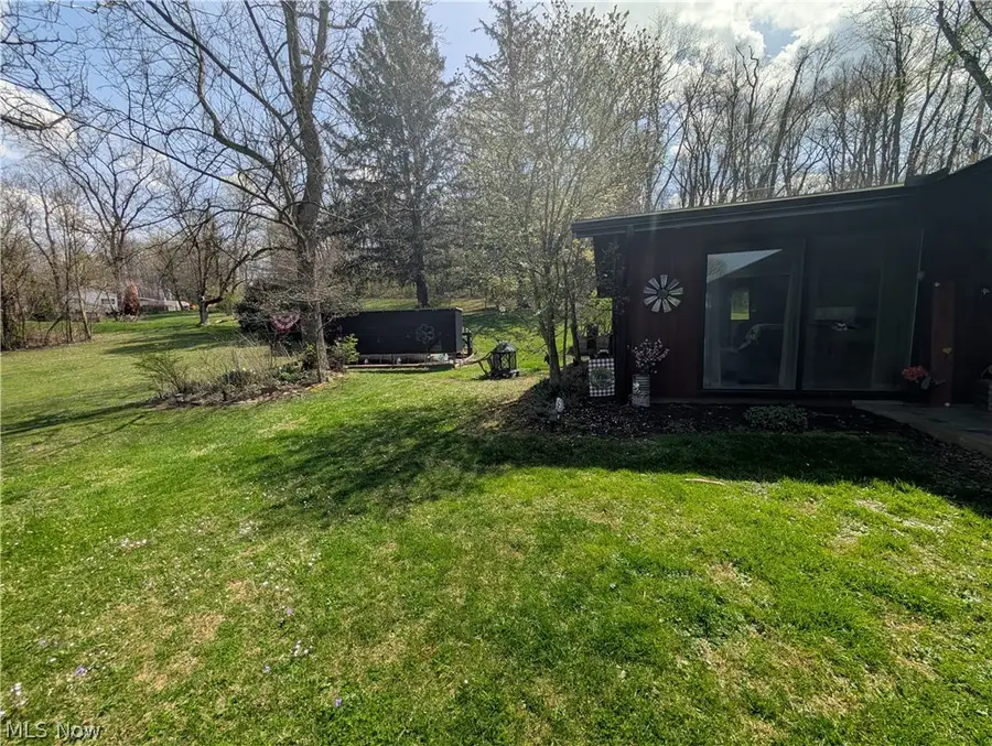 228 Crowley Drive, Roseville, OH 43777 - #3