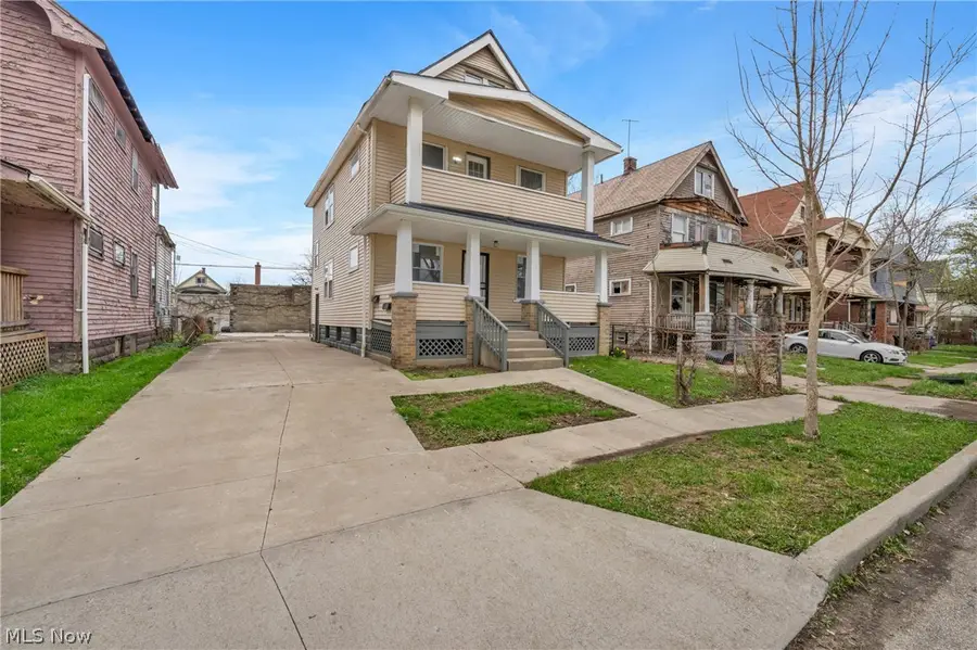 3038 E 125th Street, Cleveland, OH 44120 - #2