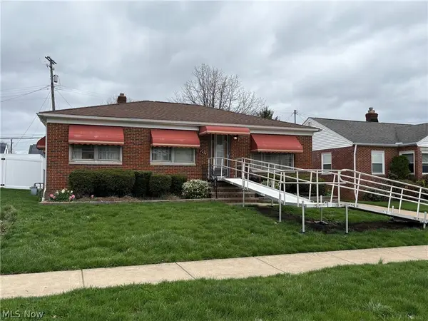 2436 Tuxedo Avenue, Parma, OH 44134