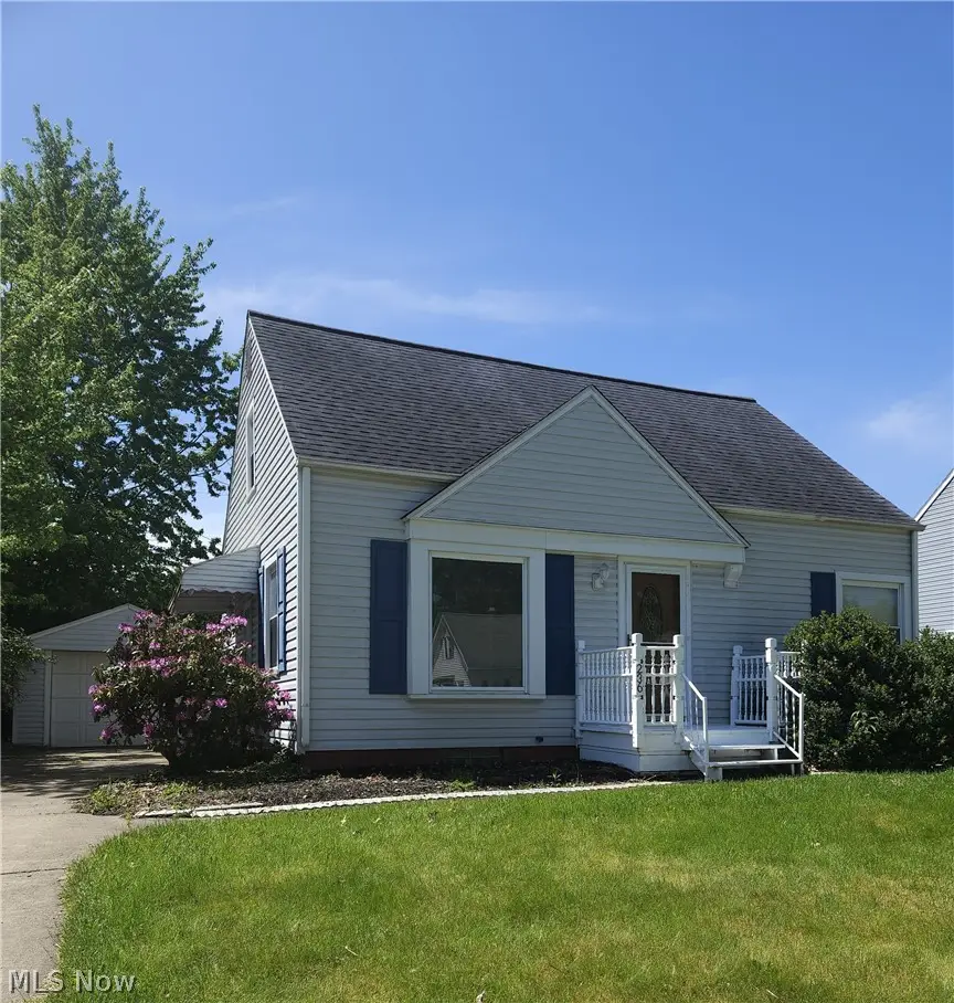 236 Tyler Avenue, Cuyahoga Falls, OH 44221 - #1
