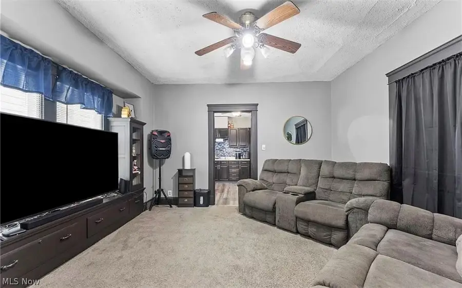 3340 W 98th Street, Cleveland, OH 44102 - #2