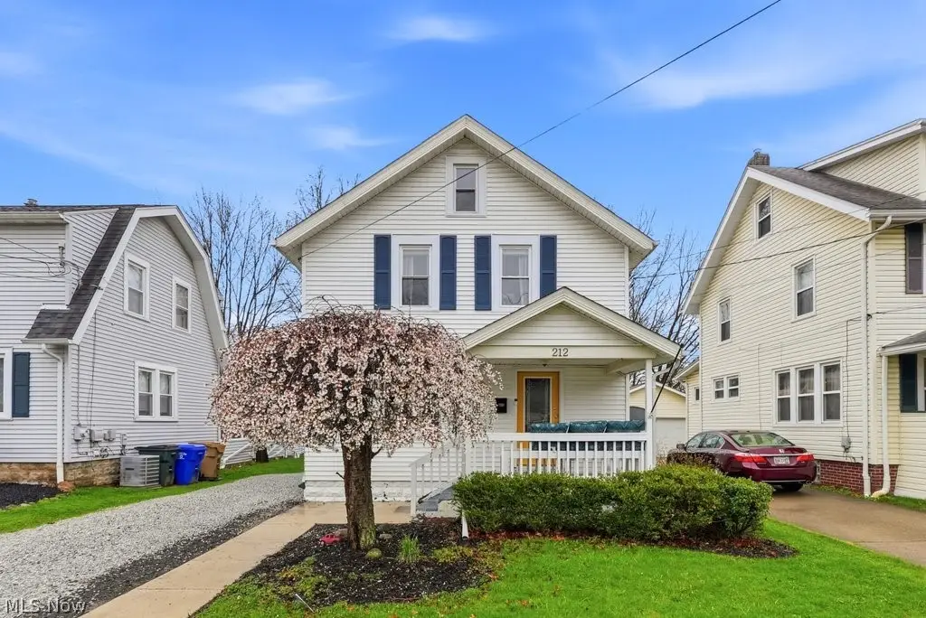 212 Marguerite Avenue, Cuyahoga Falls, OH 44221 - #1