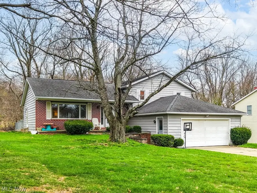 454 Westwood Avenue, Wadsworth, OH 44281 - #2