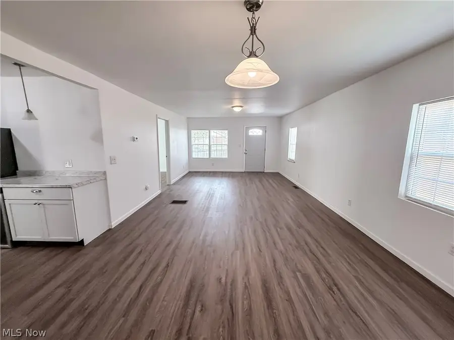 1312 12th Street, Vienna, WV 26105 - #3