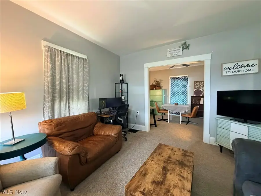 609 Seborn Avenue, Zanesville, OH 43701 - #3