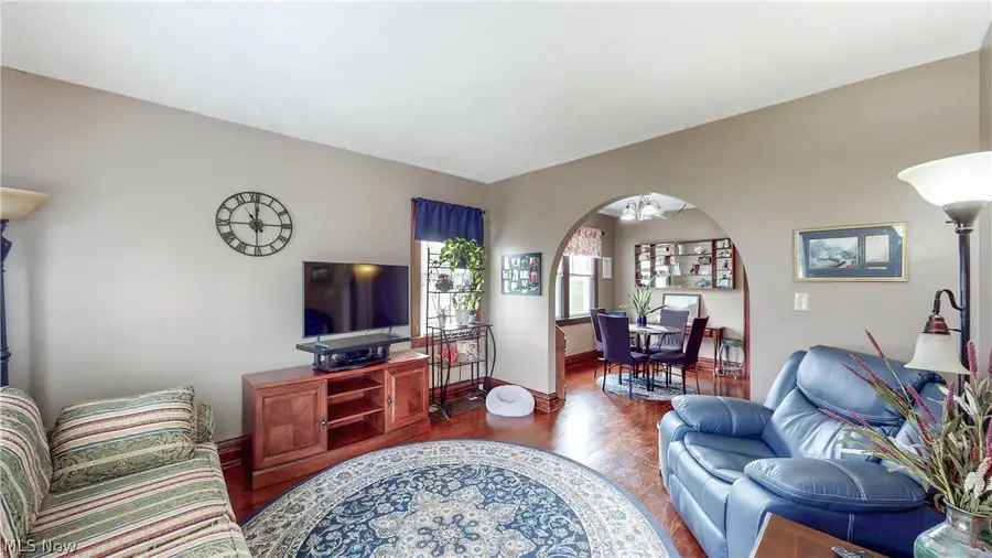 356 Avery Avenue, Bedford, OH 44146 - #3