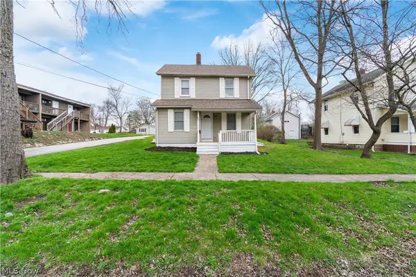 646 W Highland Avenue, Ravenna, OH 44266