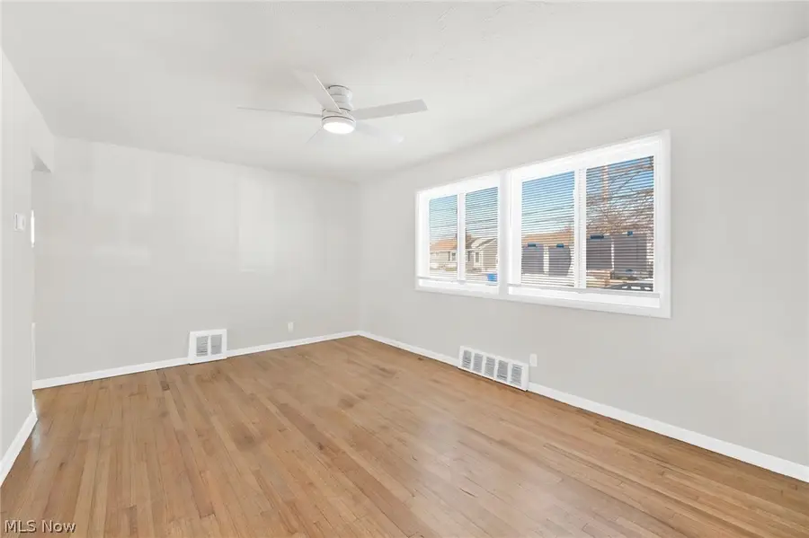 16159 Bowfin Boulevard, Brook Park, OH 44142 - #3