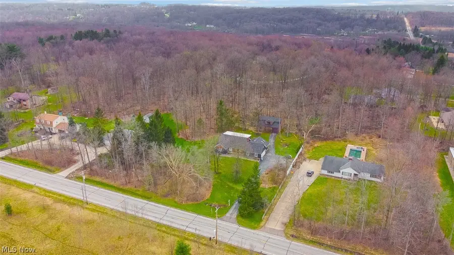 12560 Bass Lake Road, Chardon, OH 44024 - #3