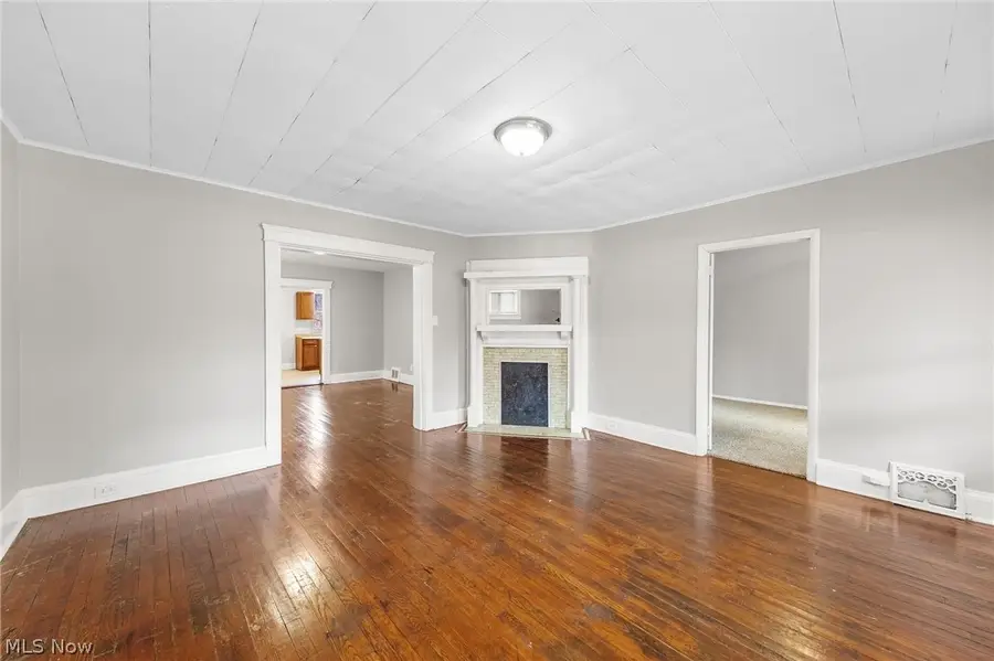 1362 W 83rd Street, Cleveland, OH 44102 - #2