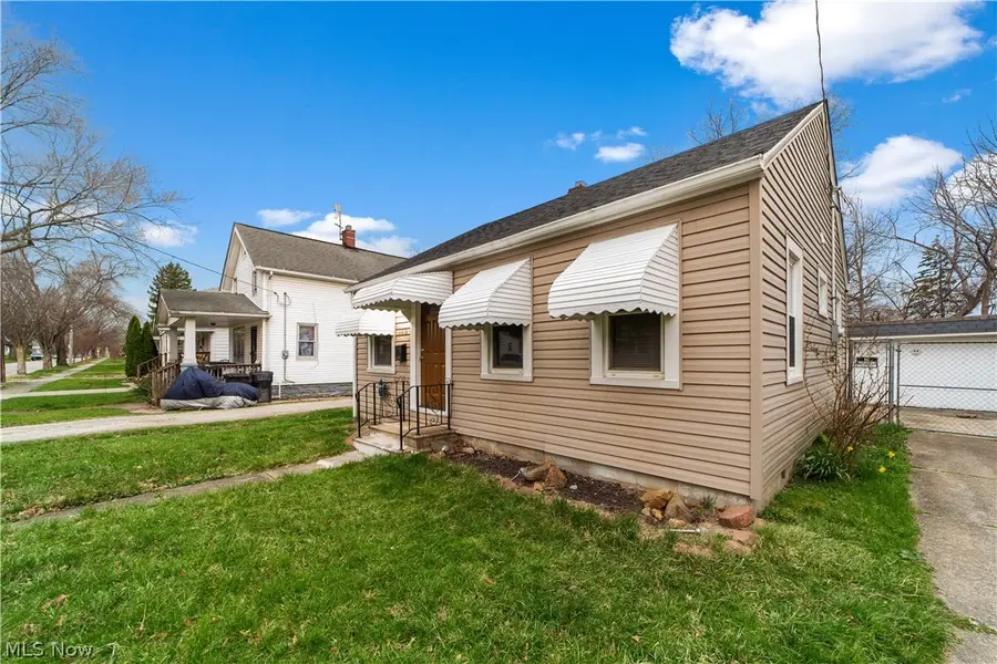 3810 Bader Avenue, Cleveland, OH 44109 - #2