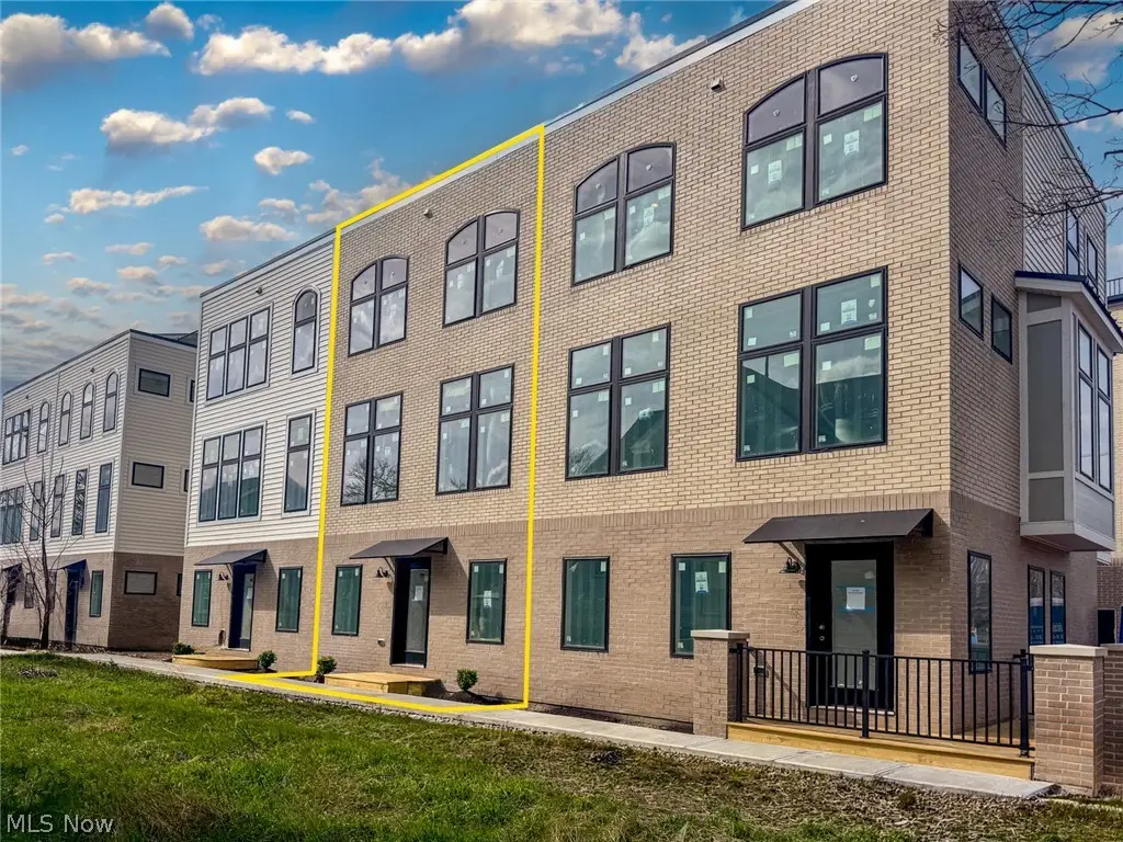 1922 W 47th Avenue, Cleveland, OH 44102 - #1
