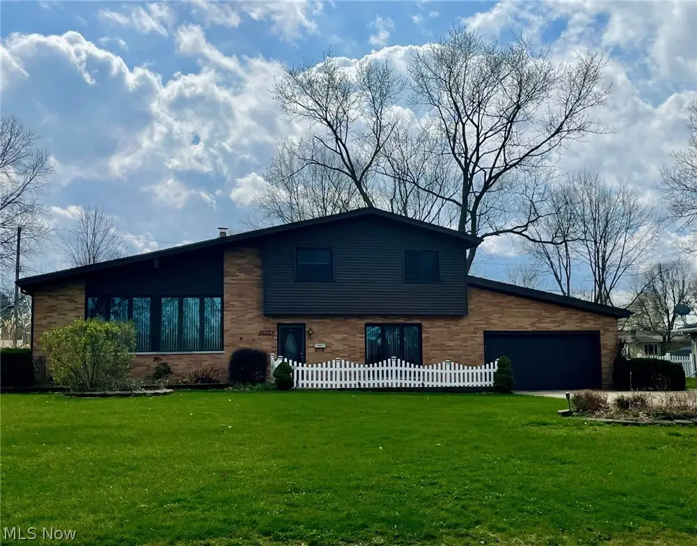 37518 Arlington Drive, Willoughby, OH 44094 - #1