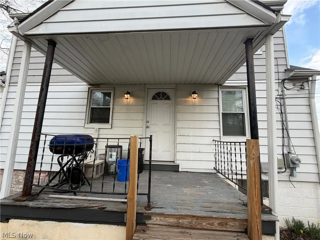 7222 Wright Avenue, Oakwood, OH 44146 - #1