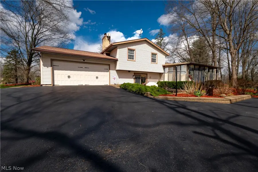 12432 Ledgeview Nw Street, Canal Fulton, OH 44614 - #3