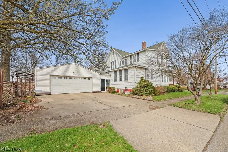 2145 Cherry Avenue, Alliance, OH 44601 - #3