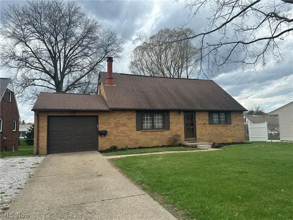 545 NW Royer Nw Avenue, North Canton, OH 44720