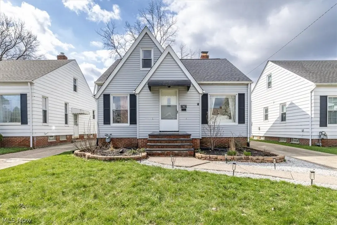 7907 Renwood Drive, Parma, OH 44129 - #1