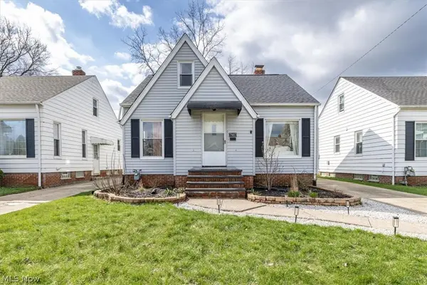 7907 Renwood Drive, Parma, OH 44129