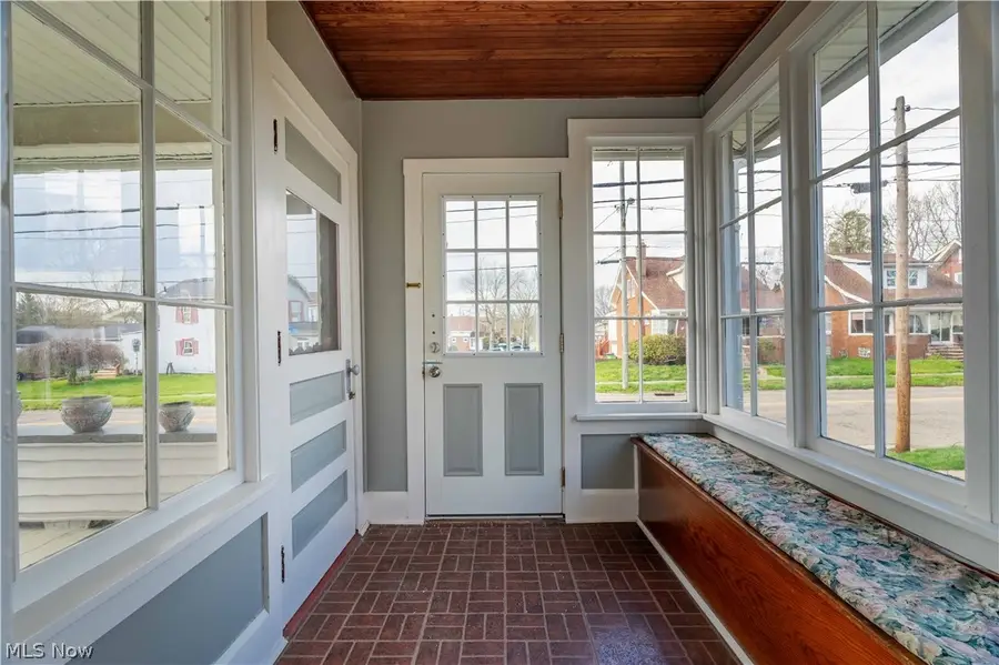 1521 Tremont Sw Avenue, Massillon, OH 44647 - #2