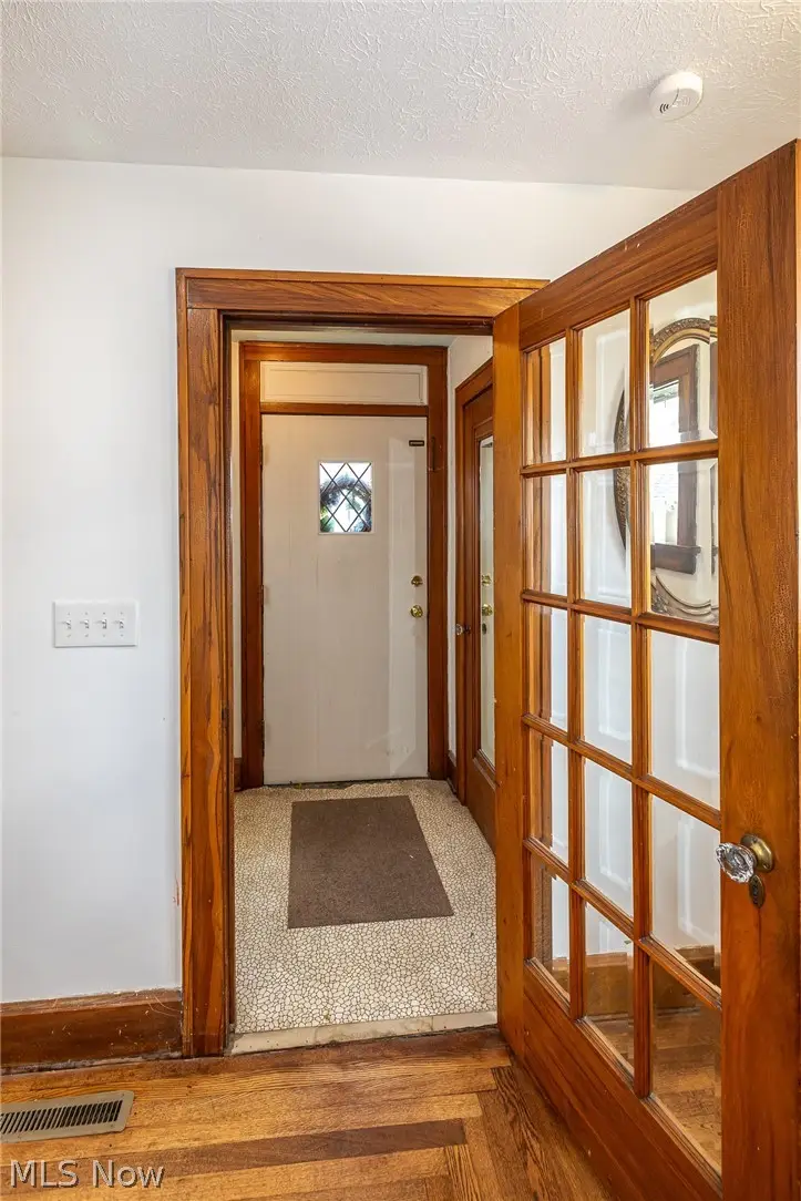 1427 S Lakeview Boulevard, Lorain, OH 44052 - #3