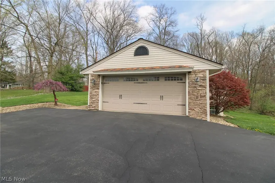 324 Neff Drive, Canfield, OH 44406 - #3