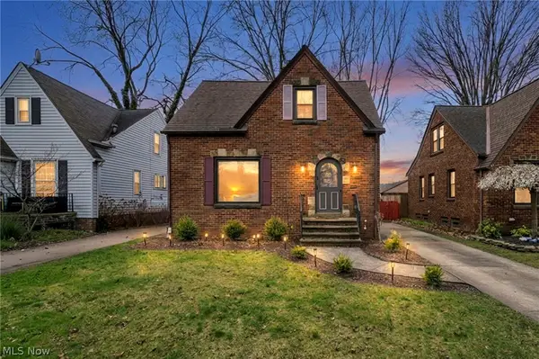 16209 Elsienna Avenue, Cleveland, OH 44135