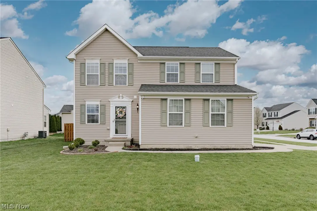 519 N Ashwood Lane, Painesville, OH 44077 - #1